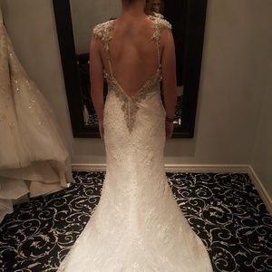 wedding dress
